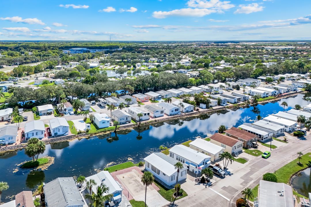 325 Imperial Wilderness Blvd, Naples, FL 34114