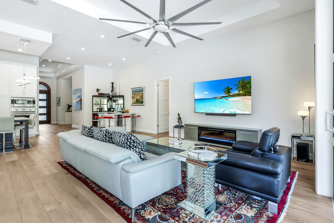 18282 Via Caprini Dr, Miromar Lakes, FL 33913