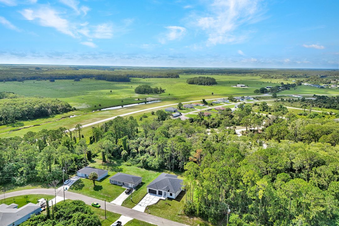8027 Royal Cir, LaBelle, FL 33935