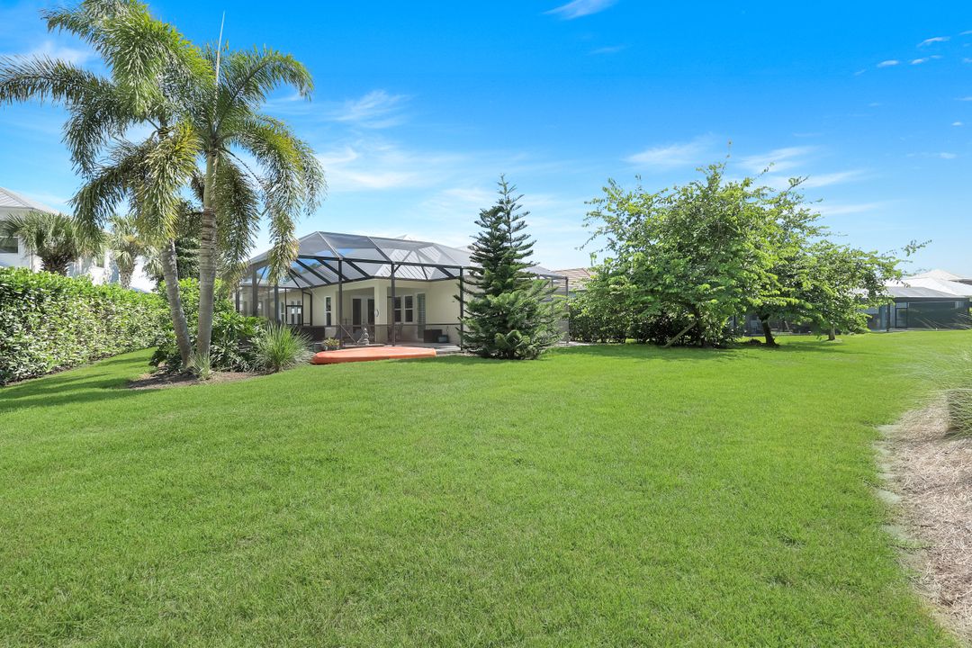 14131 Nautica Ct, Naples, FL 34114