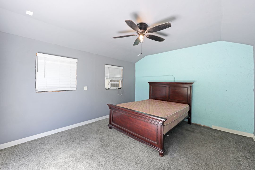 4530 Vincennes Blvd, Cape Coral, FL 33904