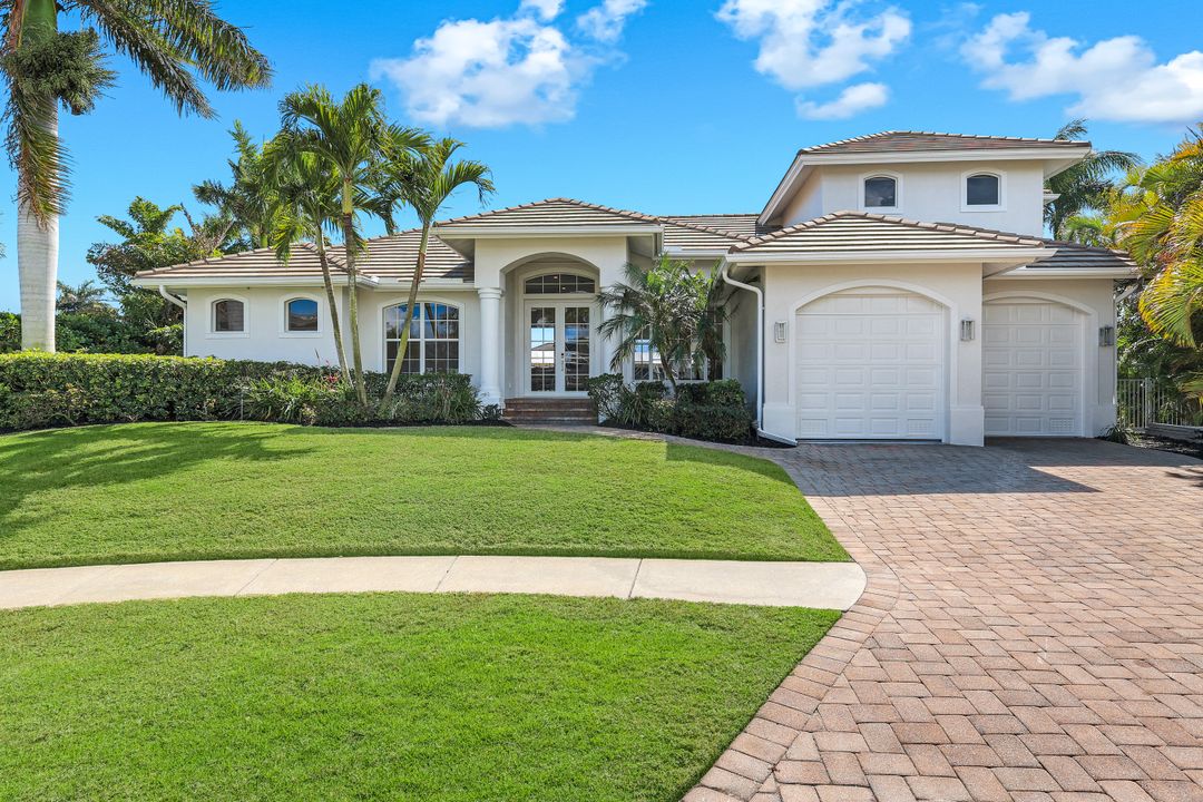 316 Waterleaf Ct, Marco Island, FL 34145
