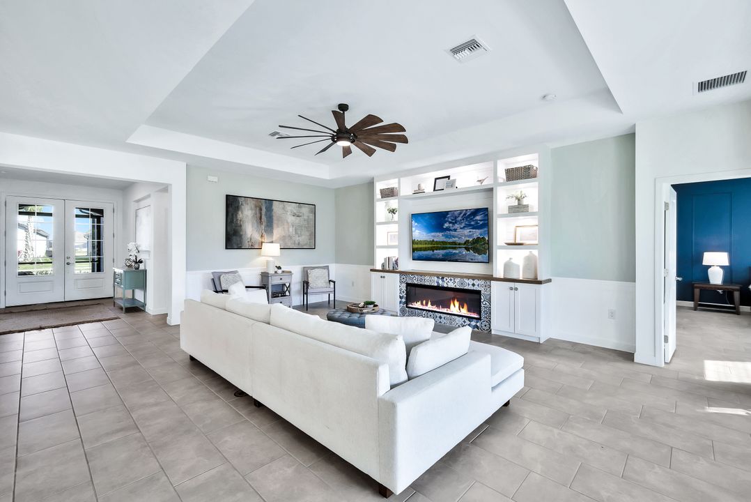 11348 Canopy Loop, Fort Myers, FL 33913
