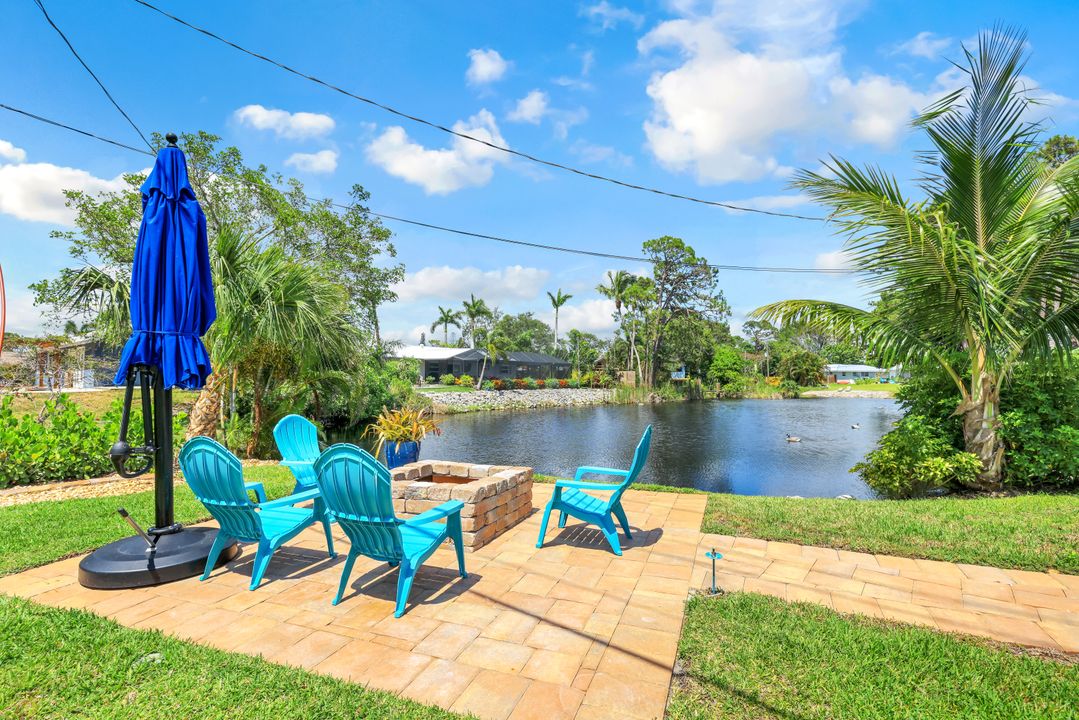 999 E Valley Dr, Bonita Springs, FL 34134