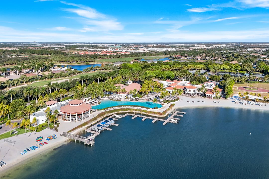 18571 Verona Lago Dr, Miromar Lakes, FL 33913