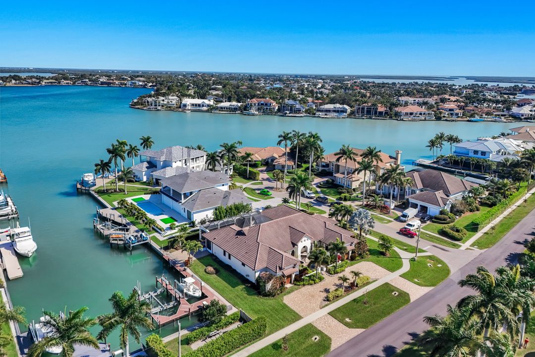 1400 Forrest Ct, Marco Island, FL 34145