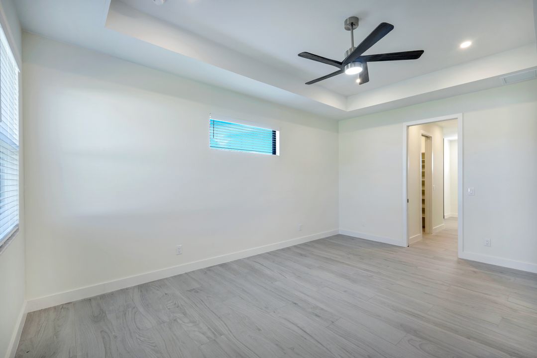 208 SW 29th Ave, Cape Coral, FL 33991
