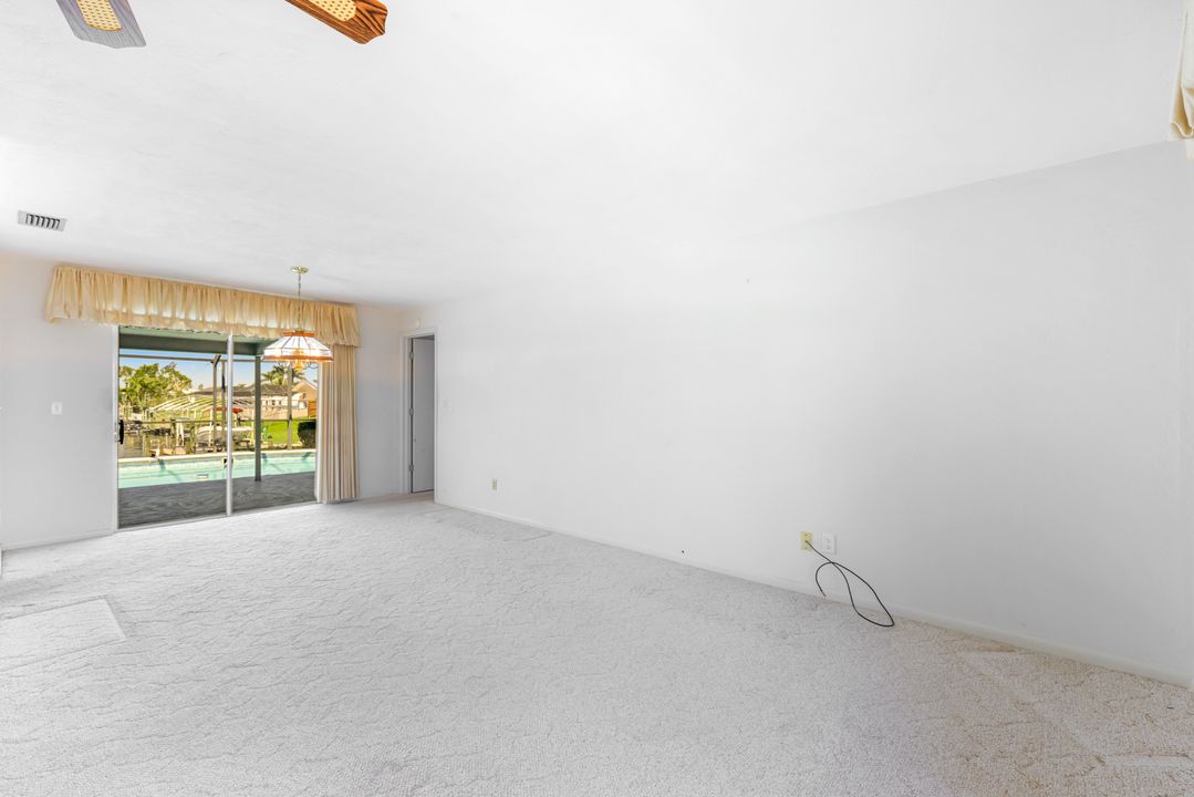 1741 SE 29th Ln, Cape Coral, FL 33904