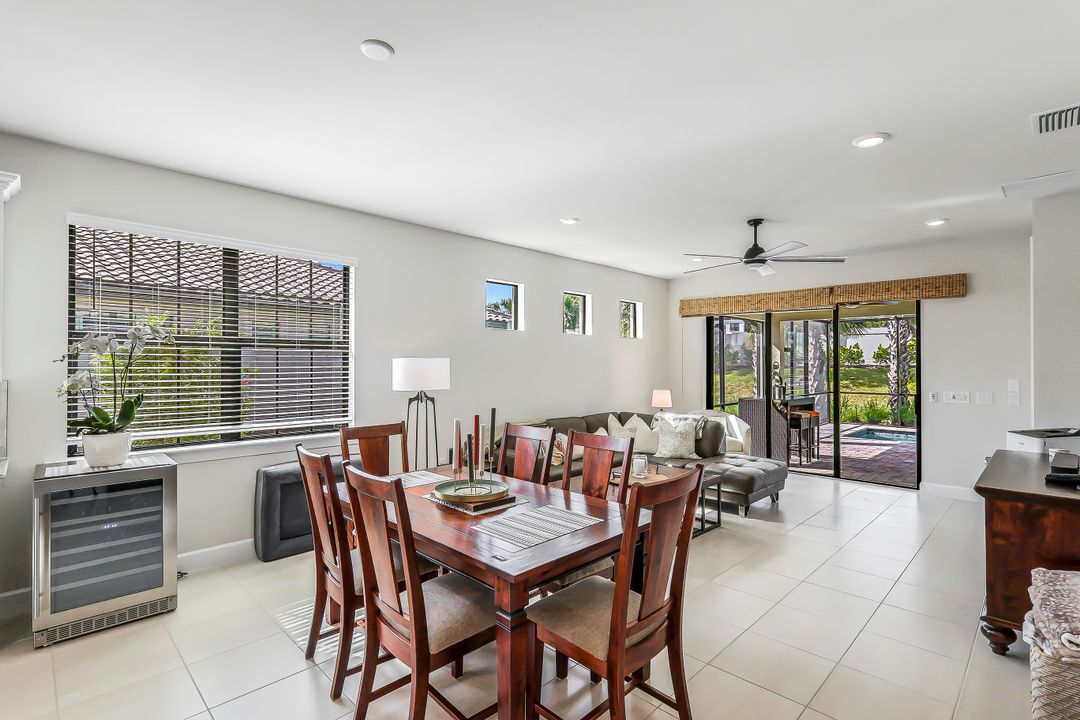 12350 Canal Grande Dr, Fort Myers, FL 33913