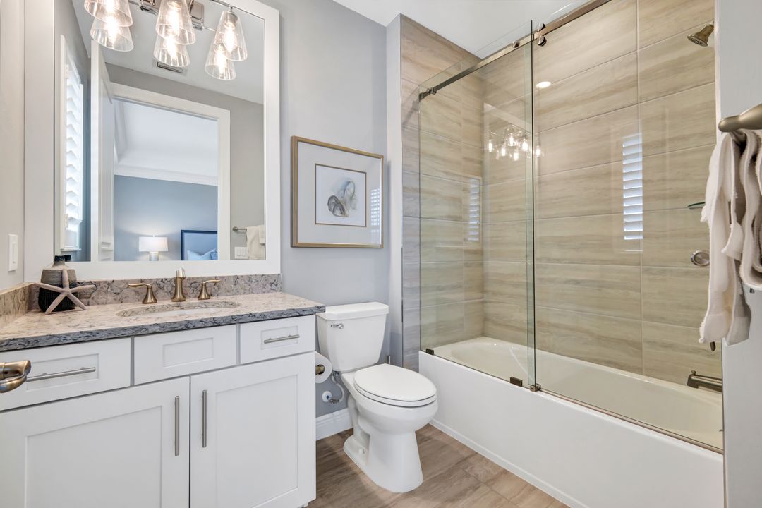 16387 Viansa Wy #302, Naples, FL 34110