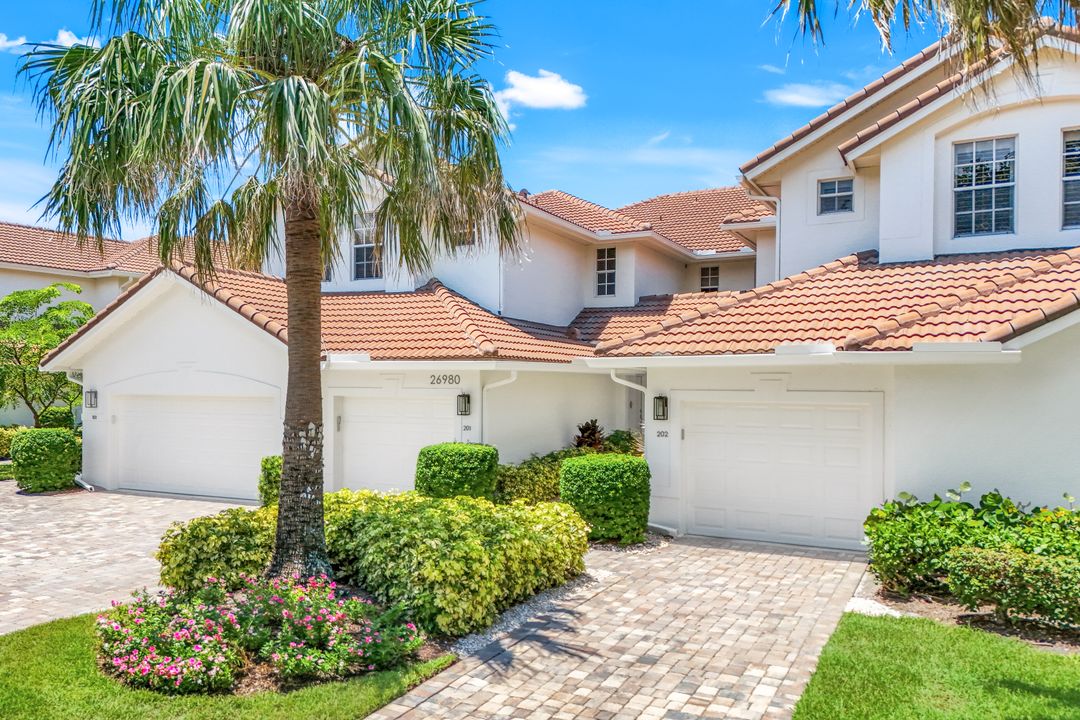 26980 Montego Pointe Ct, Bonita Springs, FL 34134