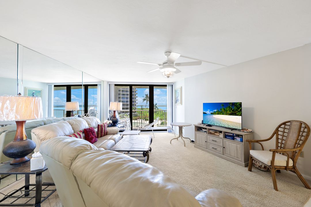 320 Seaview Ct #307, Marco Island, FL 34145