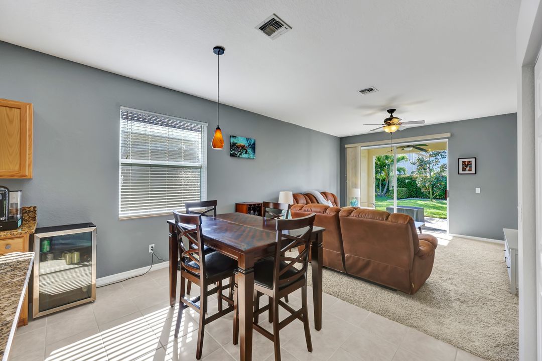 9262 Chestnut Tree Loop, Fort Myers, FL 33967