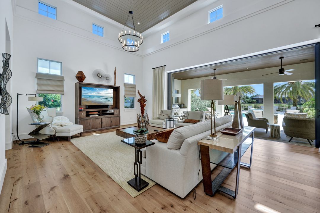 16692 Lucarno Way, Naples, FL 34110