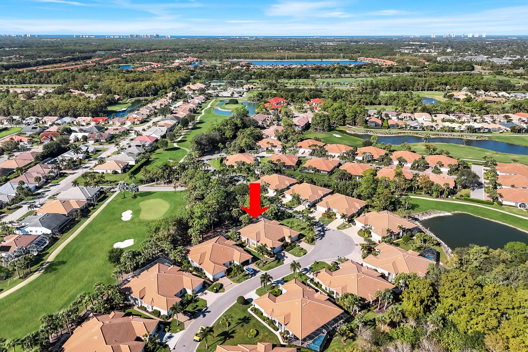 12694 Fox Ridge Dr, Bonita Springs, FL 34135