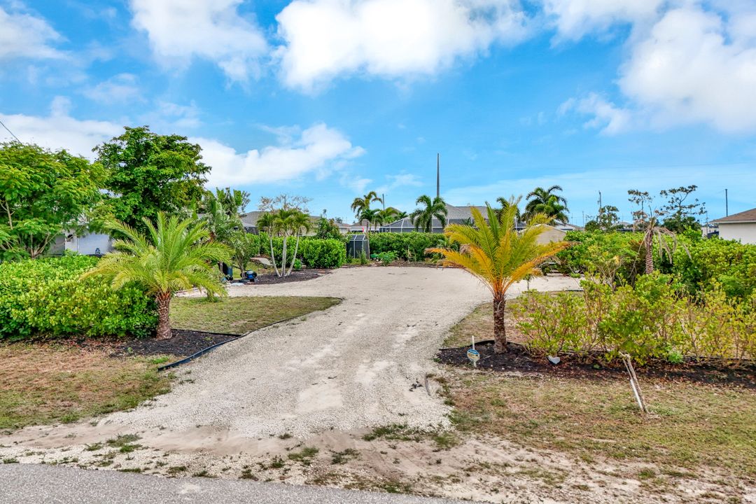 2300 NW 25th St, Cape Coral, FL 33993