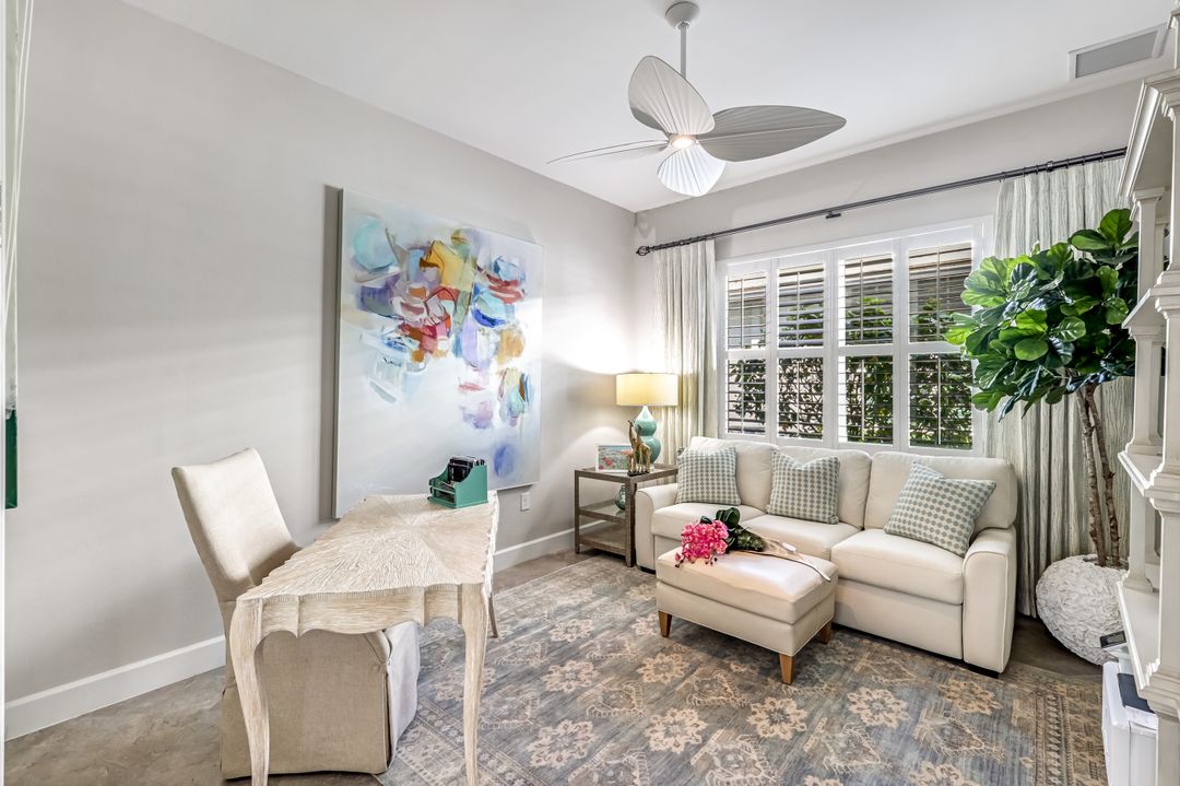 6320 Lyford Isle Dr, Naples, FL 34112