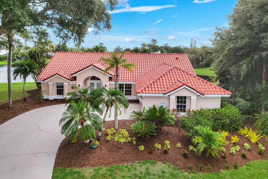 28820 Trenton Ct, Bonita Springs, FL 34134