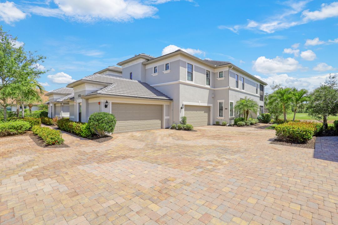 12070 Covent Garden Ct #1501, Naples, FL 34120