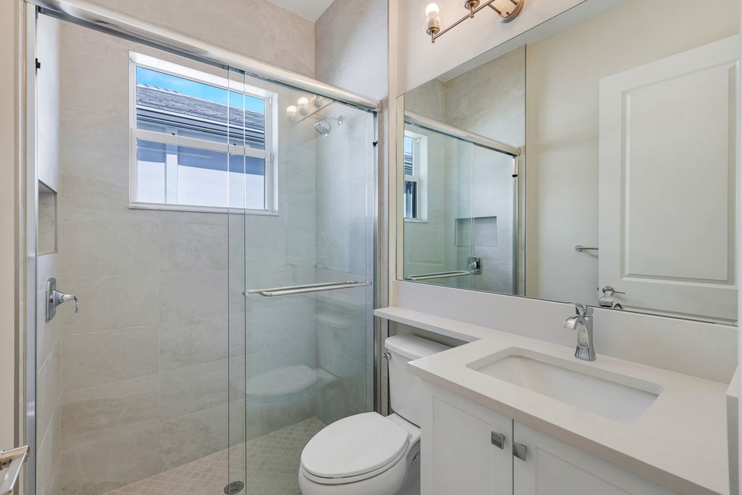 2741 Durham Cir, Naples, FL 34112