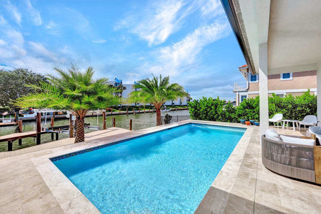 1200 Redwood Ct, Marco Island, FL 34145