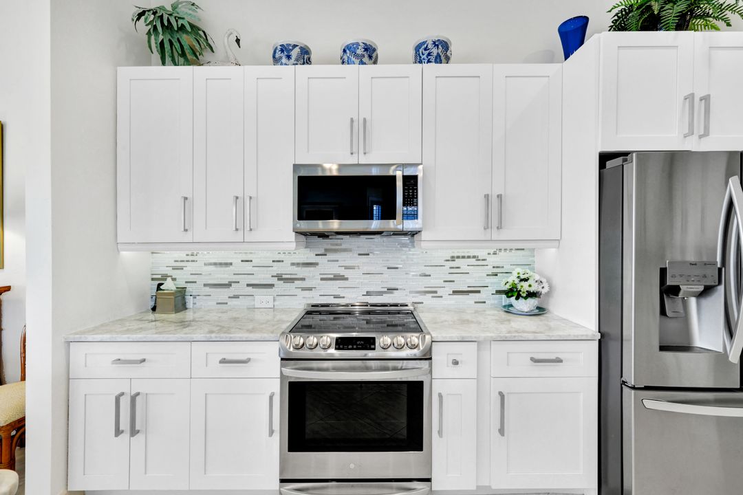 24792 Hollybrier Ln, Bonita Springs, FL 34134