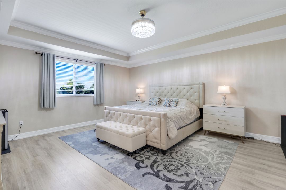 1570 Double Eagle Trail, Naples, FL 34120