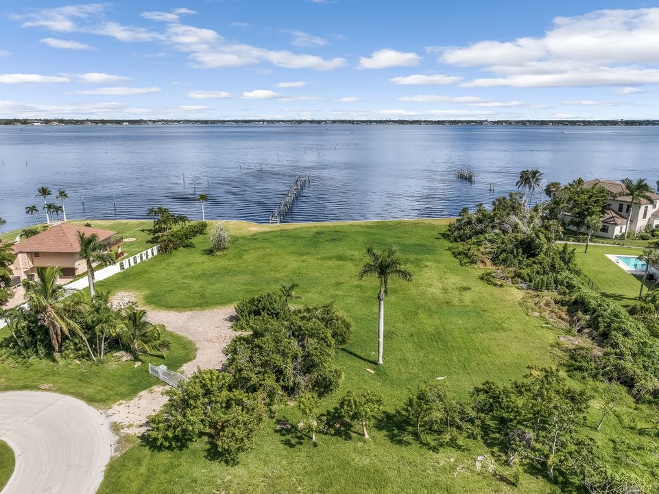 15111 Anchorage Way, Fort Myers, FL 33908