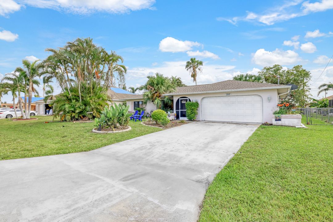210 SE 19th Ln, Cape Coral, FL 33990