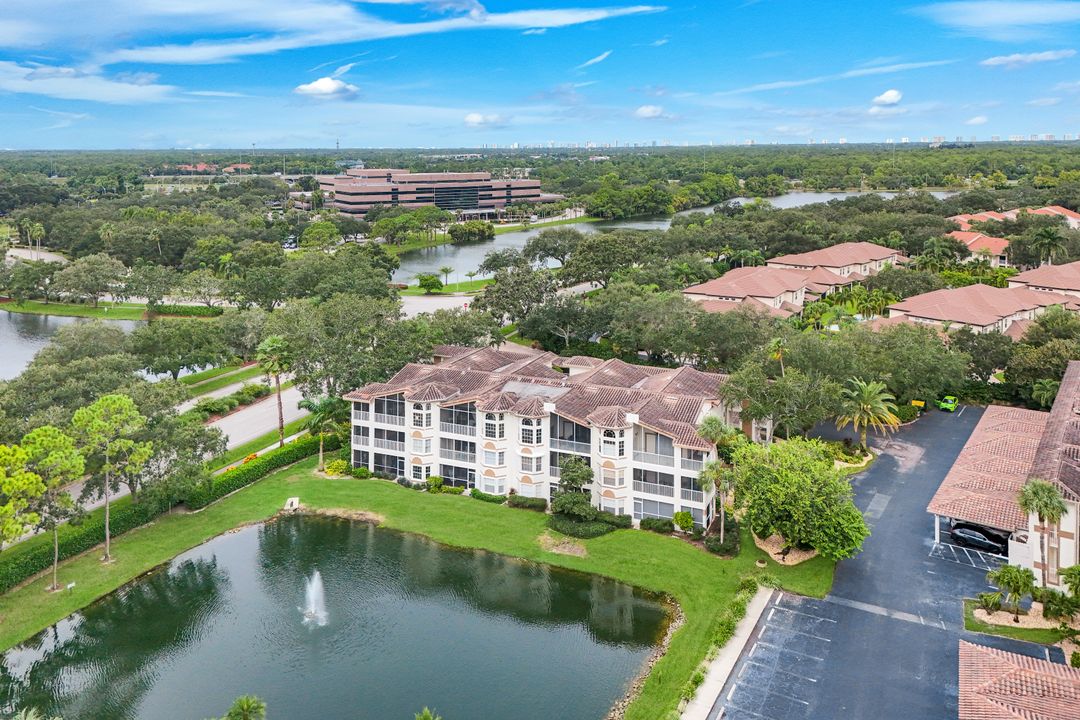6030 Chardonnay Ln #204, Naples, FL 34119