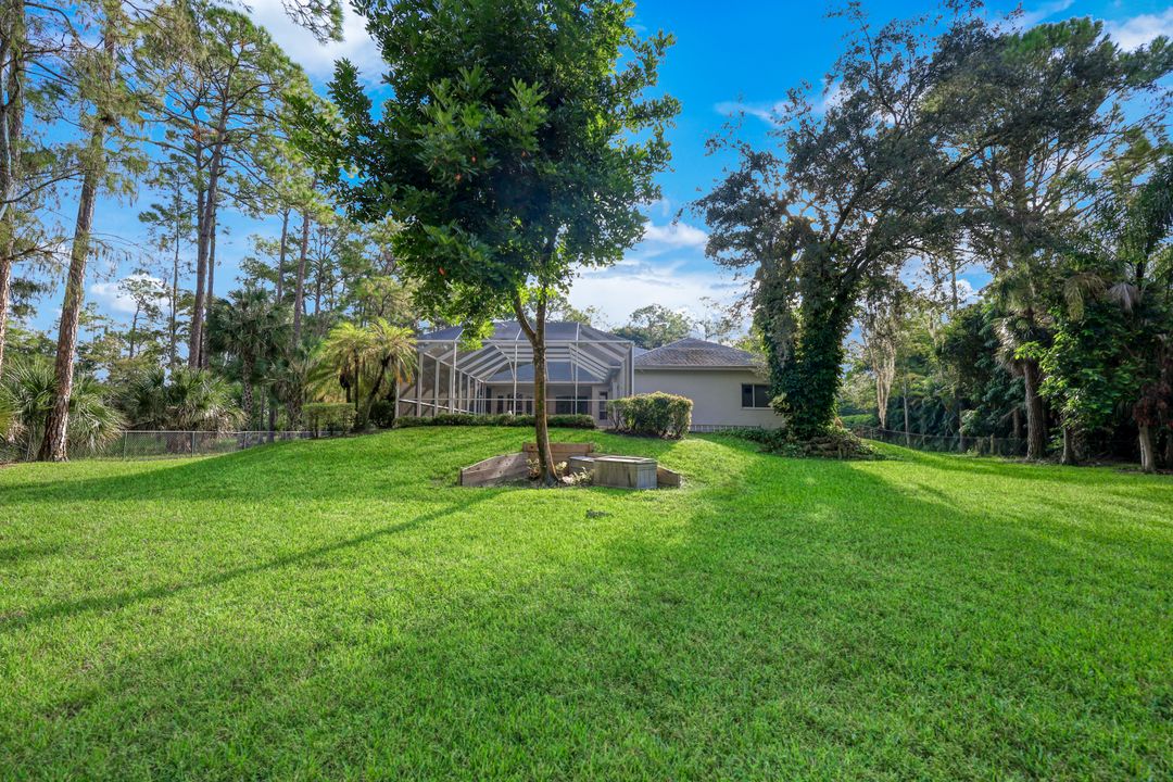 661 27th St NW, Naples, FL 34120