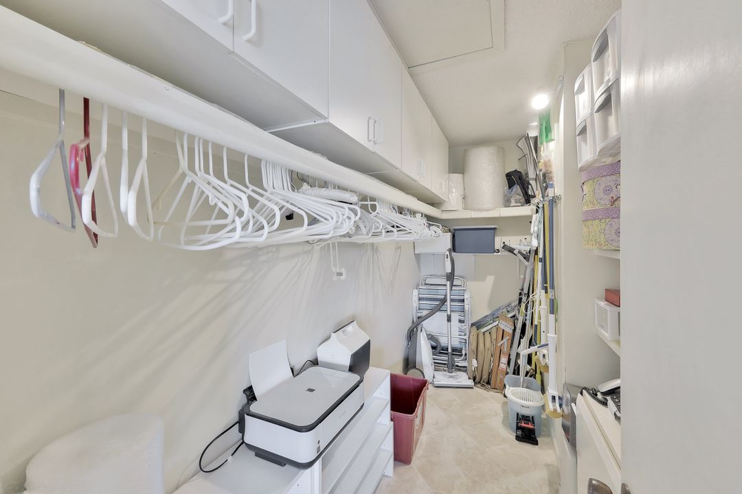 141 Lollypop Ln #4, Naples, FL 34112