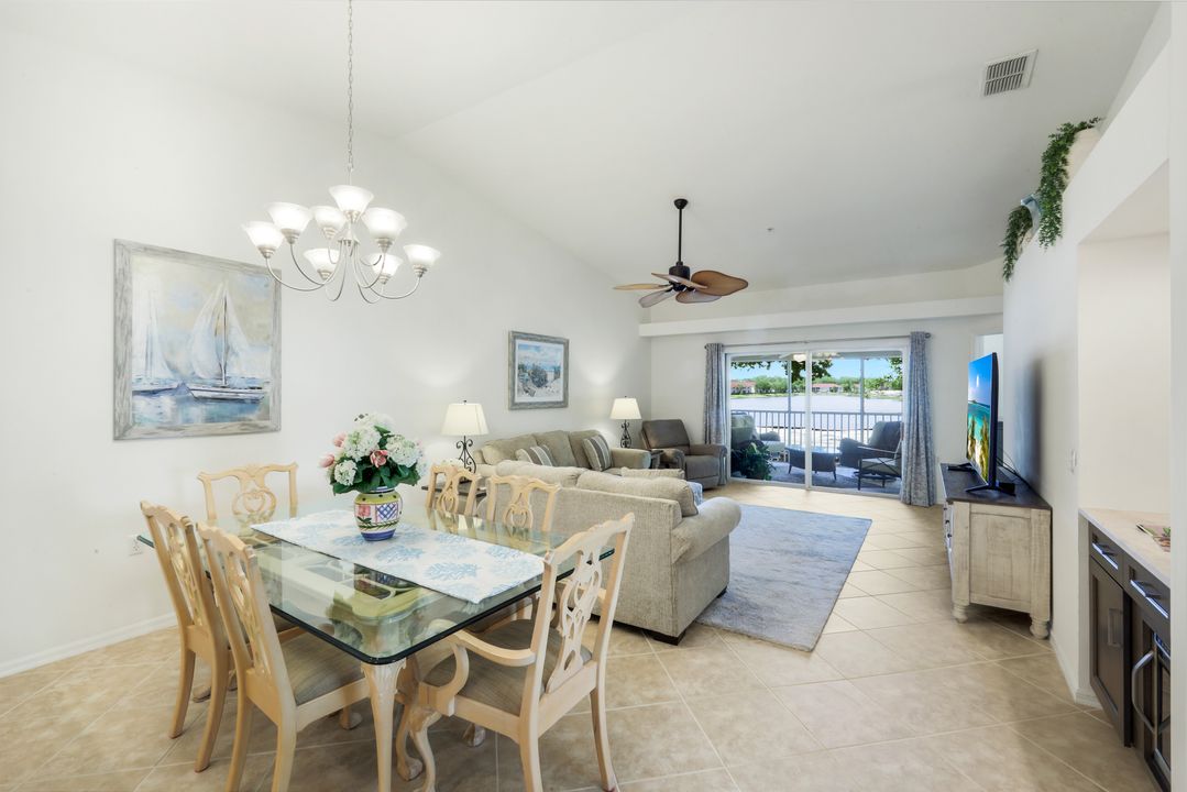 2760 Cypress Trace Cir #2528, Naples, FL 34119