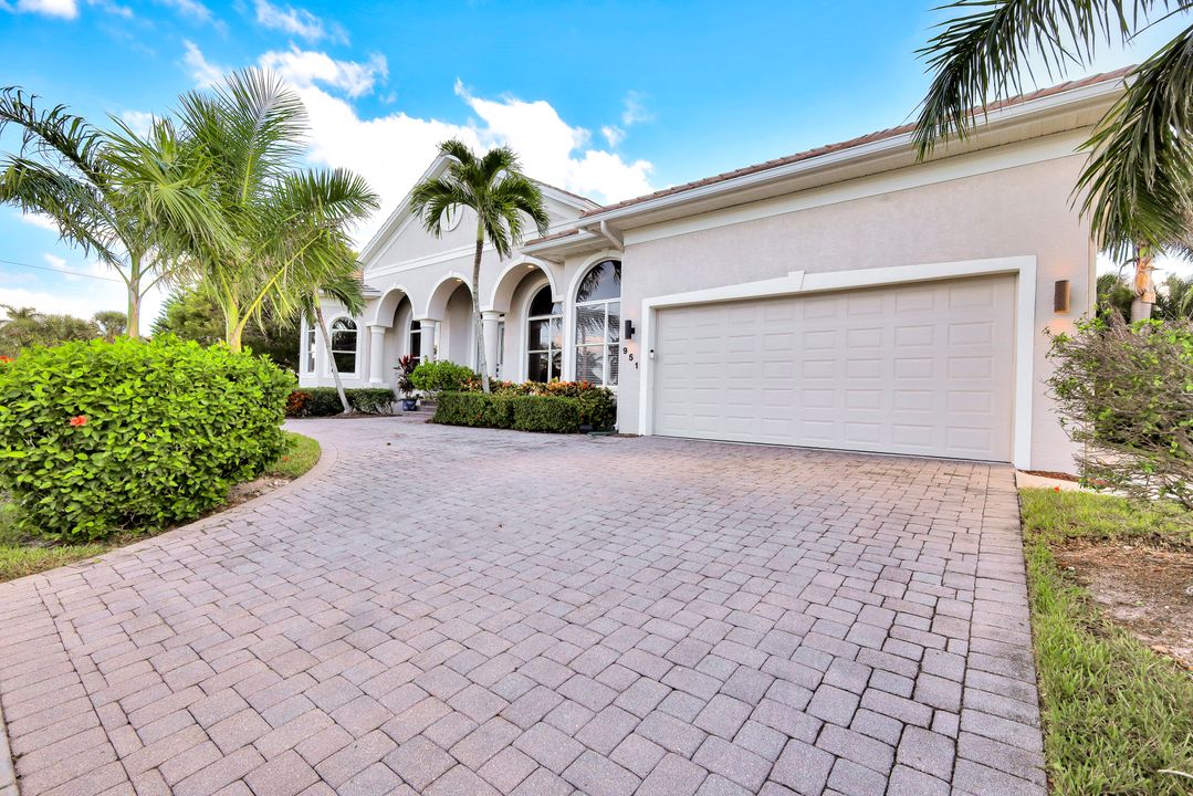 951 Ironwood Ct, Marco Island, FL 34145