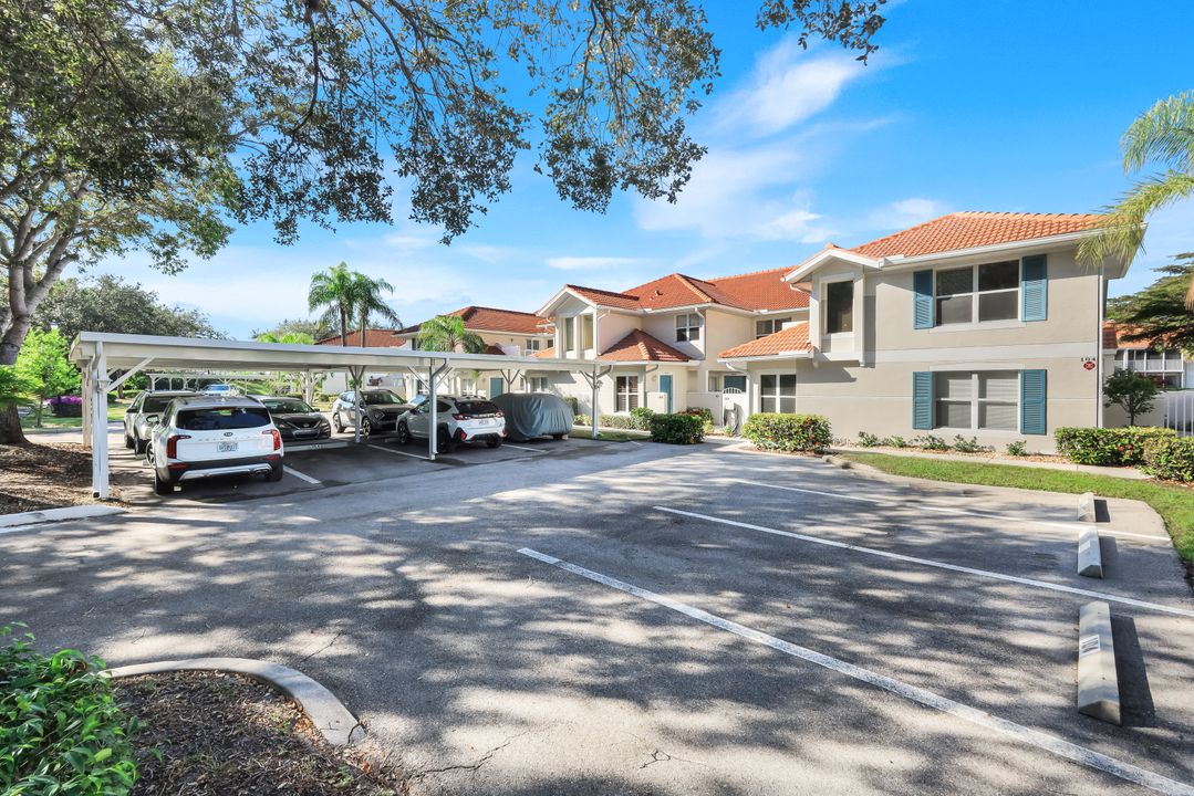 5070 Cedar Springs Dr #203, Naples, FL 34110