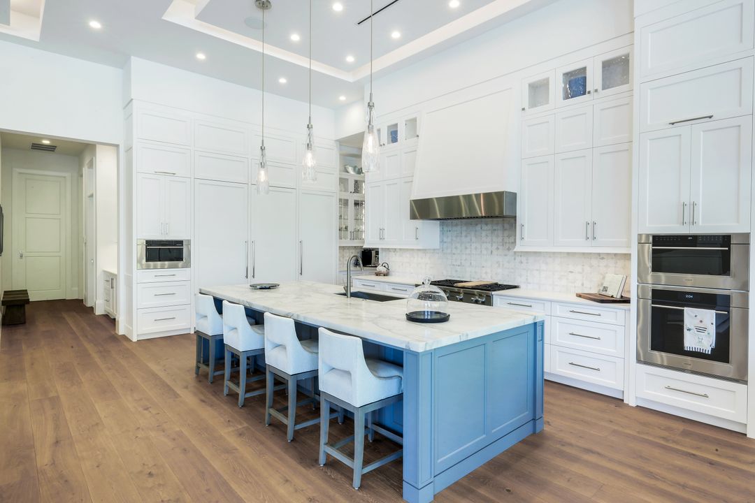 2818 Thistle Way, Naples, FL 34105