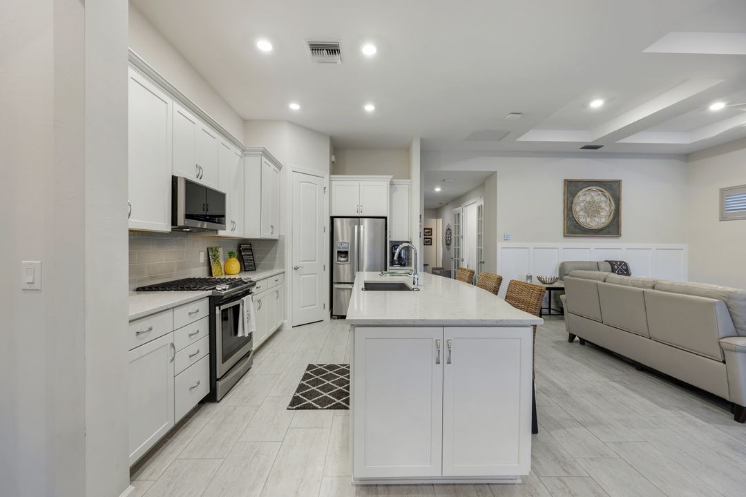 9405 Whooping Crane Wy, Naples, FL 34120