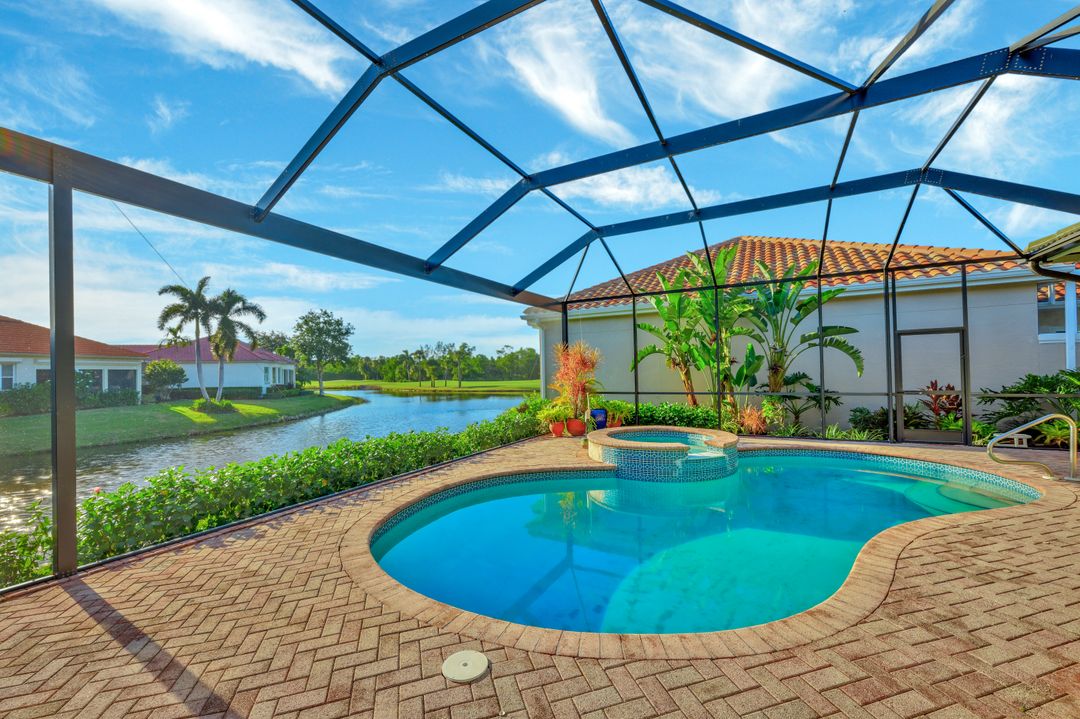 4970 Bollard Ct, Naples, FL 34112
