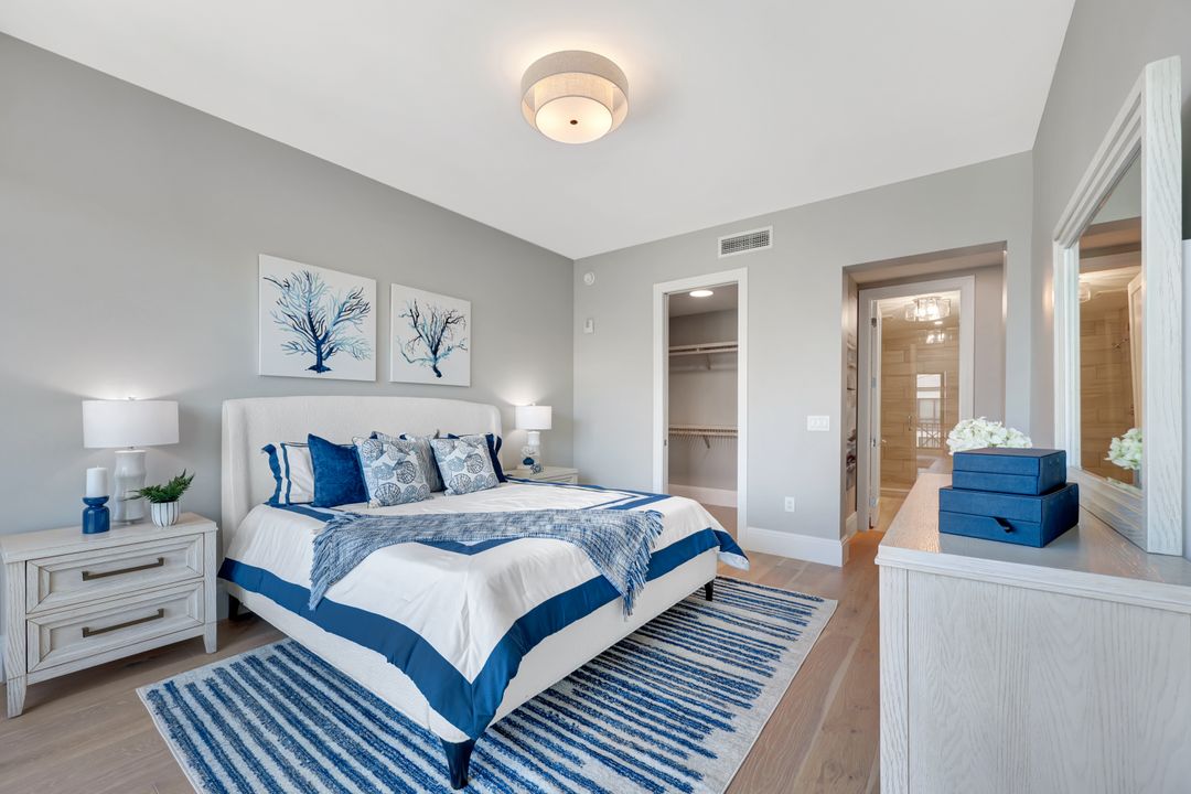 1130 3rd Ave S #512, Naples, FL 34102