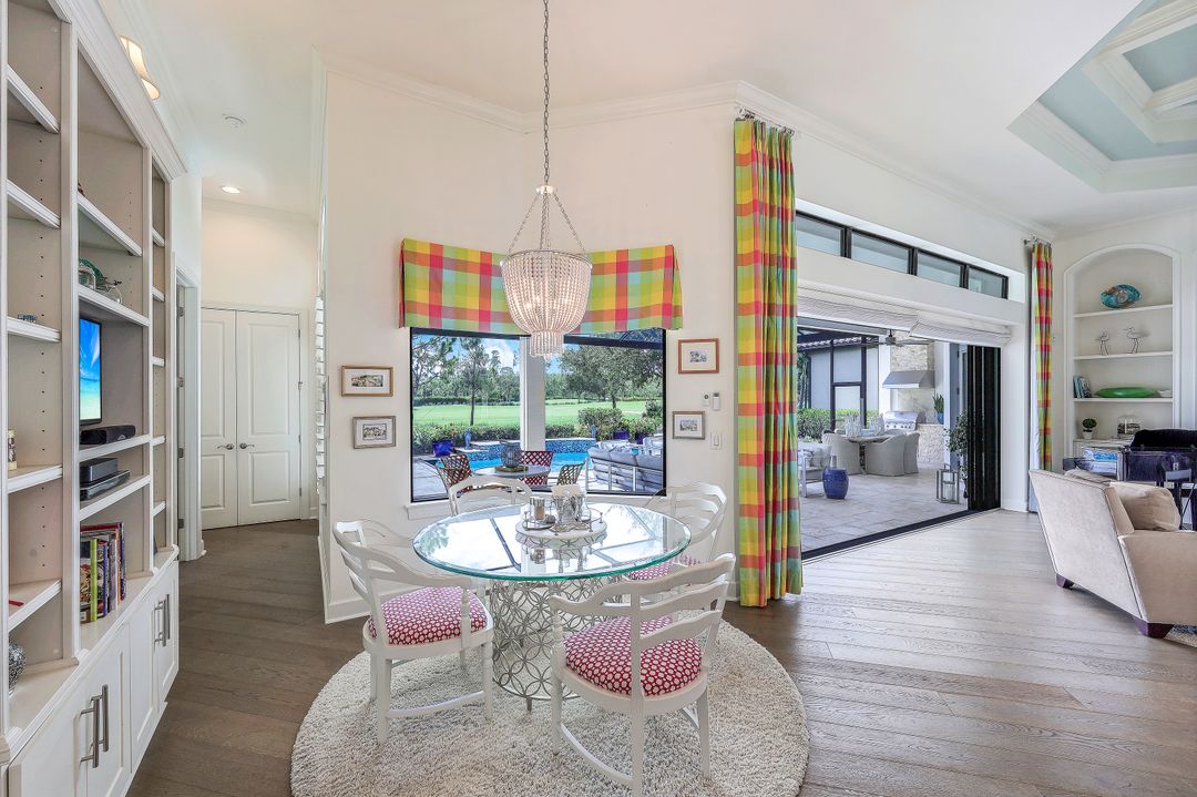 8668 Amour Ct, Naples, FL 34119