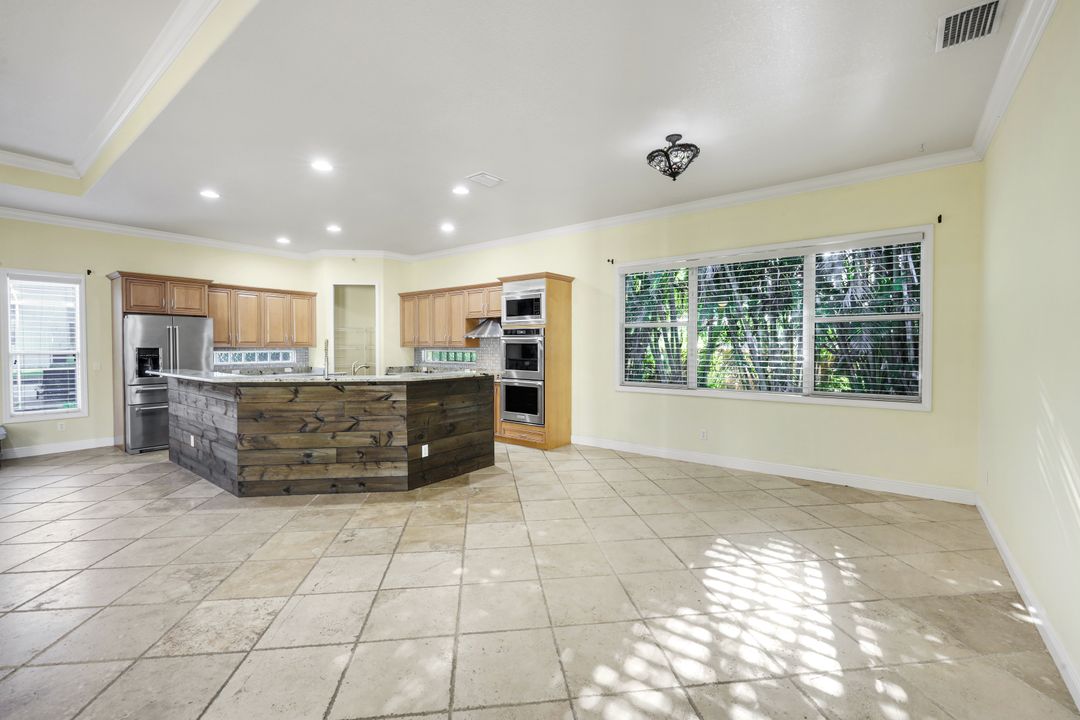 13760 Willow Bridge Dr, North Fort Myers, FL 33903