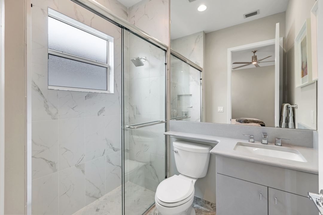 12033 Azalea Wy, Naples, FL 34120