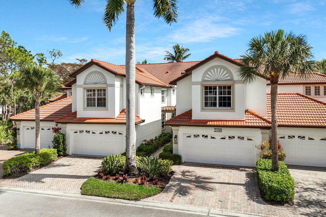 2180 Hawksridge Dr #2002, Naples, FL 34105