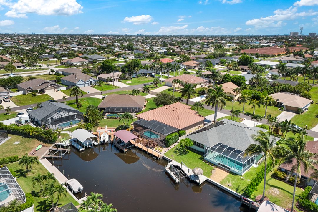 1621 SW 43rd Terrace, Cape Coral, FL 33914