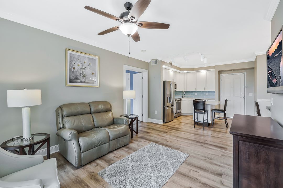 2825 Palm Beach Blvd #316, Fort Myers, FL 33916