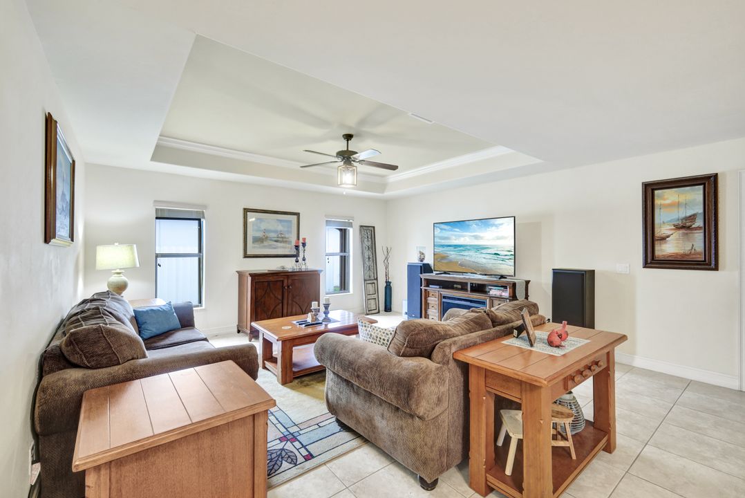 13 NW 8th Terrace, Cape Coral, FL 33993