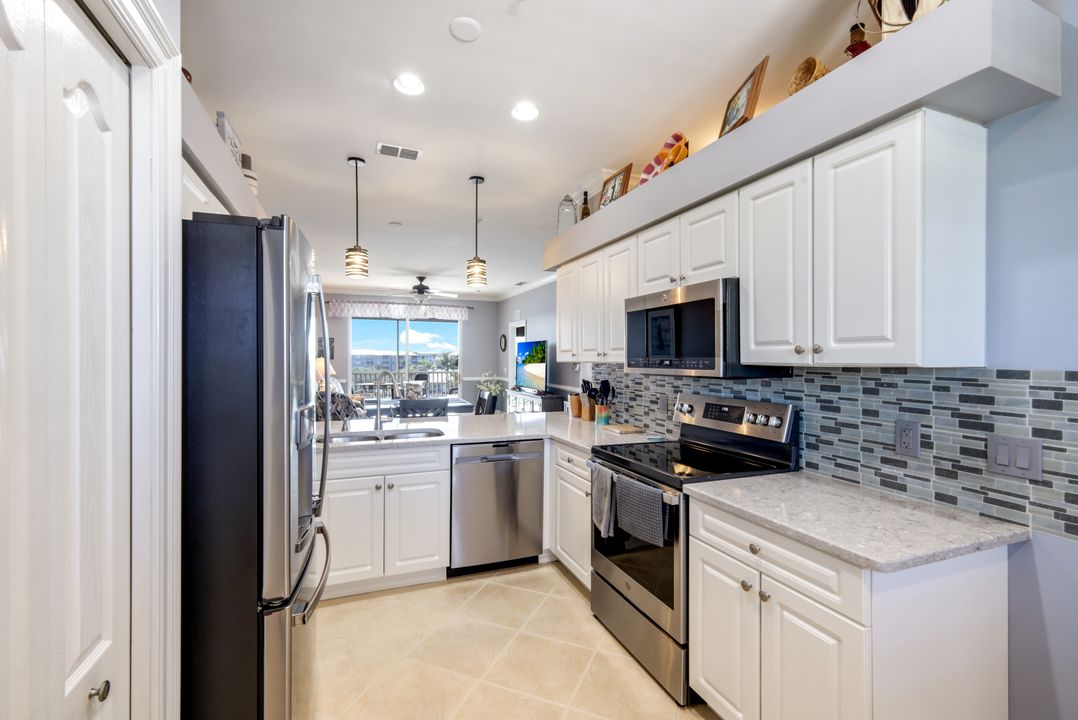 16655 Lake Cir Dr  #845, Fort Myers, FL 33908