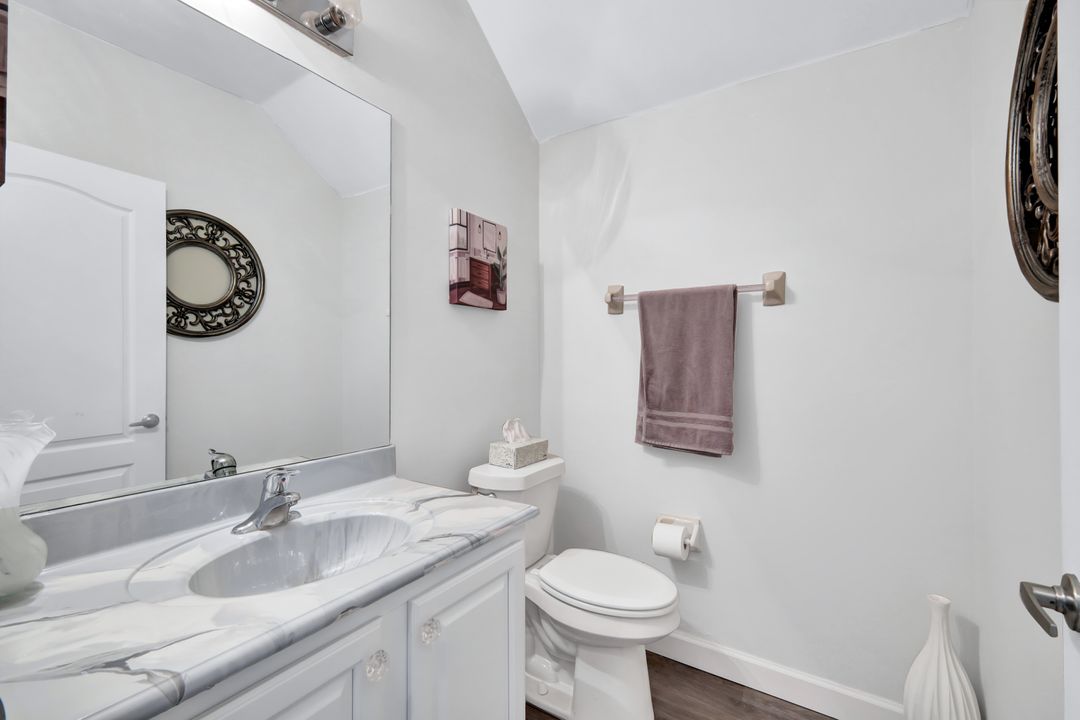 7009 Romana Way, Naples, FL 34119