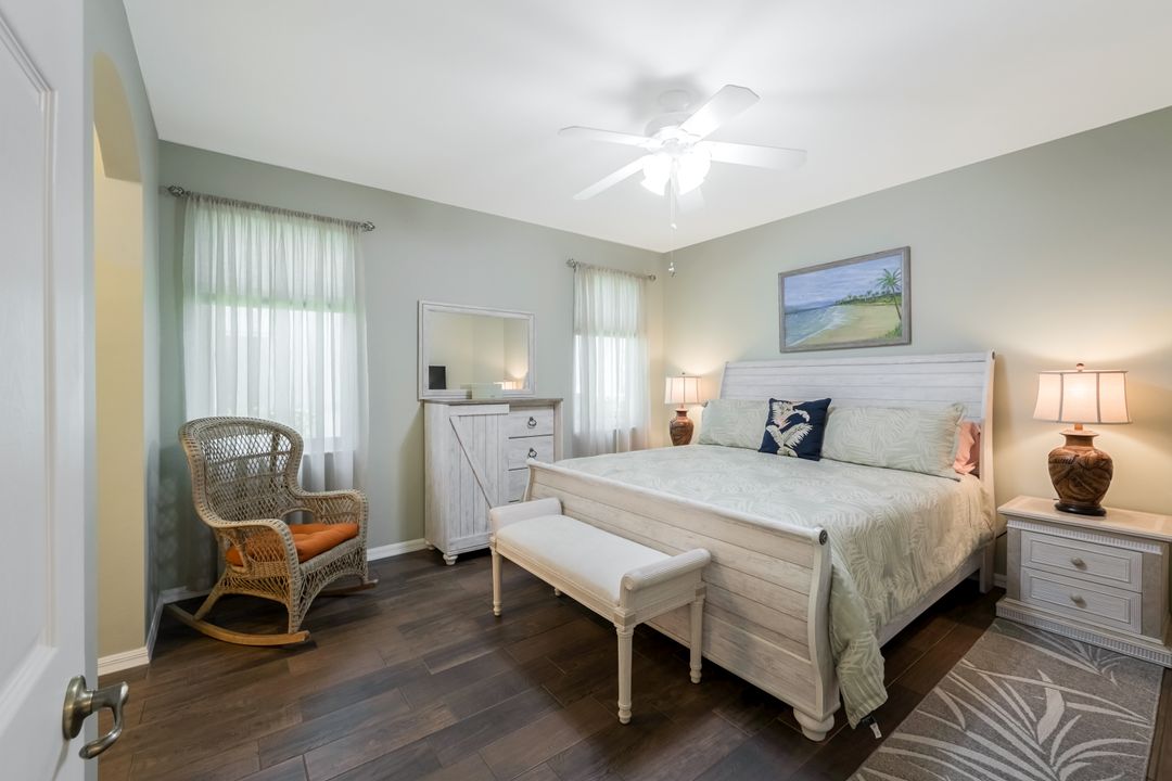 1320 Charleston Square Dr #101, Naples, FL 34110