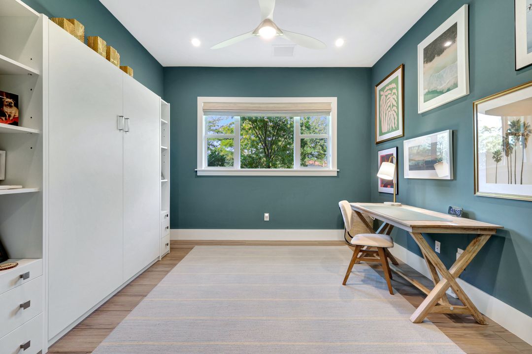 3344 Kumamoto Ln, Naples, FL 34114